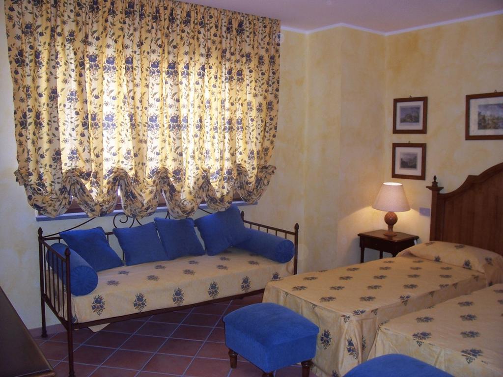 Il Borgo Country Resort Castiglione De Sicilia Exterior foto